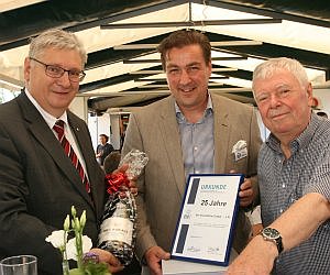 Wilfried Otto, Innungsobermeister und 2. Bundes­innungsmeister, Dipl.-Ing. Jens Weiner, Inhaber und Bernd Weber, früherer Inhaber (bis 2010)